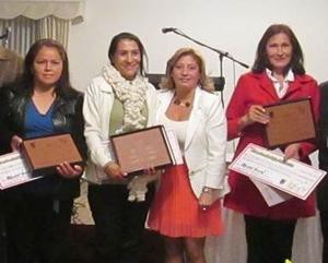 MUJER CHÍA 2013